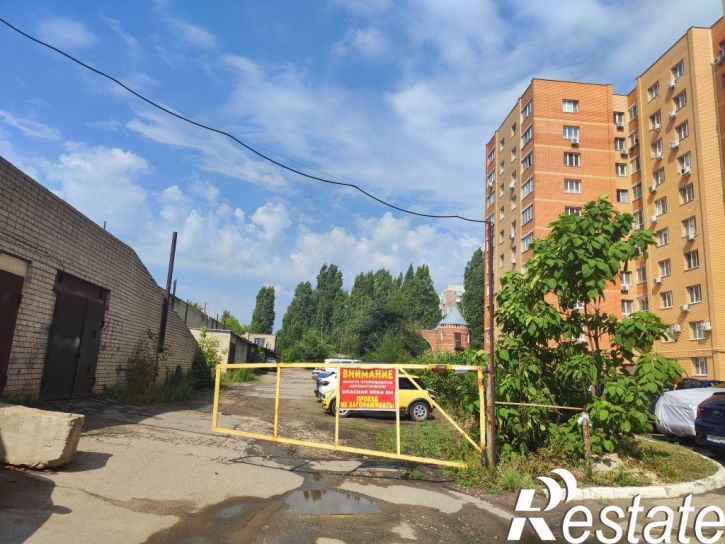 Гараж/парковка Весенняя ул, 1