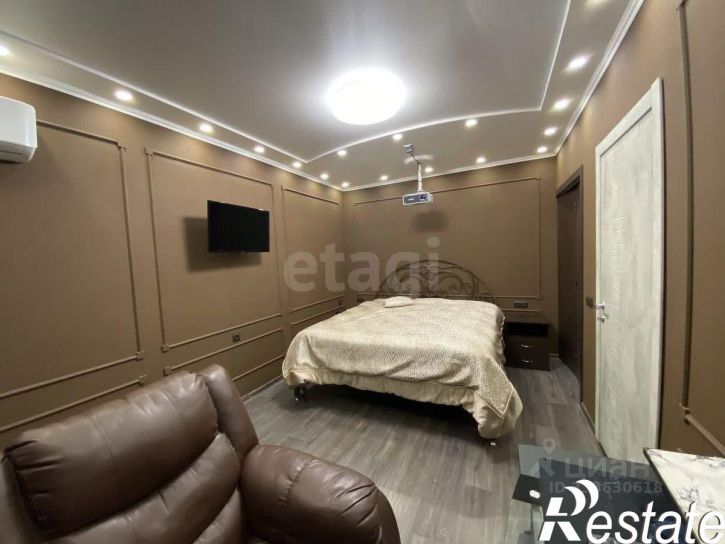 2-комн квартира улица Симбирцева, 44,  д. 44
