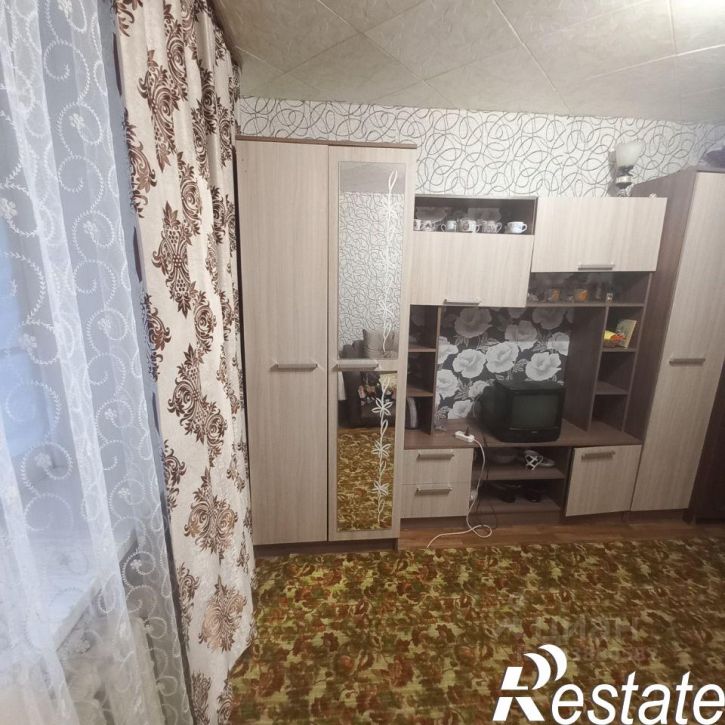 Комната Школьная улица, 15,  д. 15