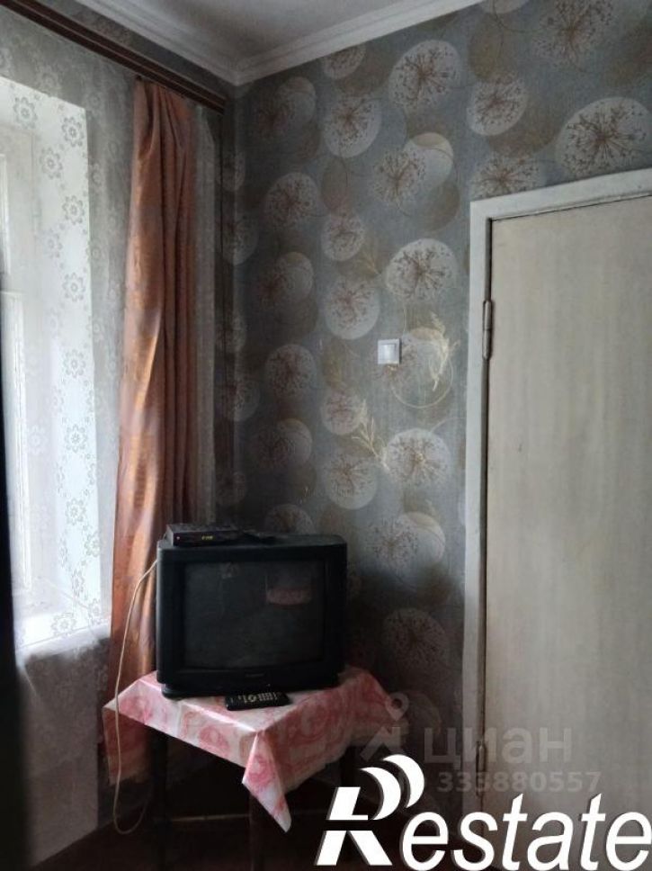 2-комн квартира проспект 50 лет Октября, 9,  д. 9