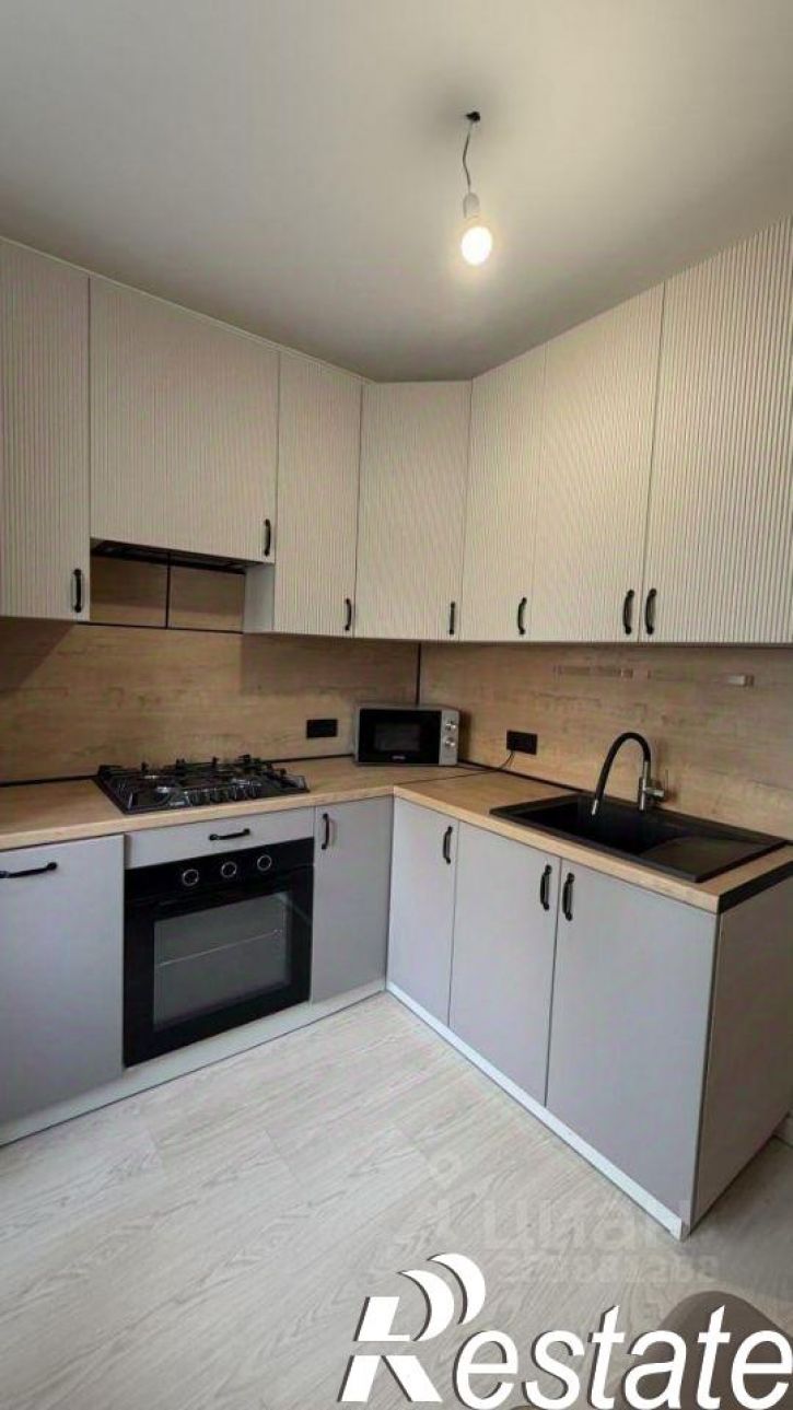 3-комн квартира улица Радищева, 11,  д. 11