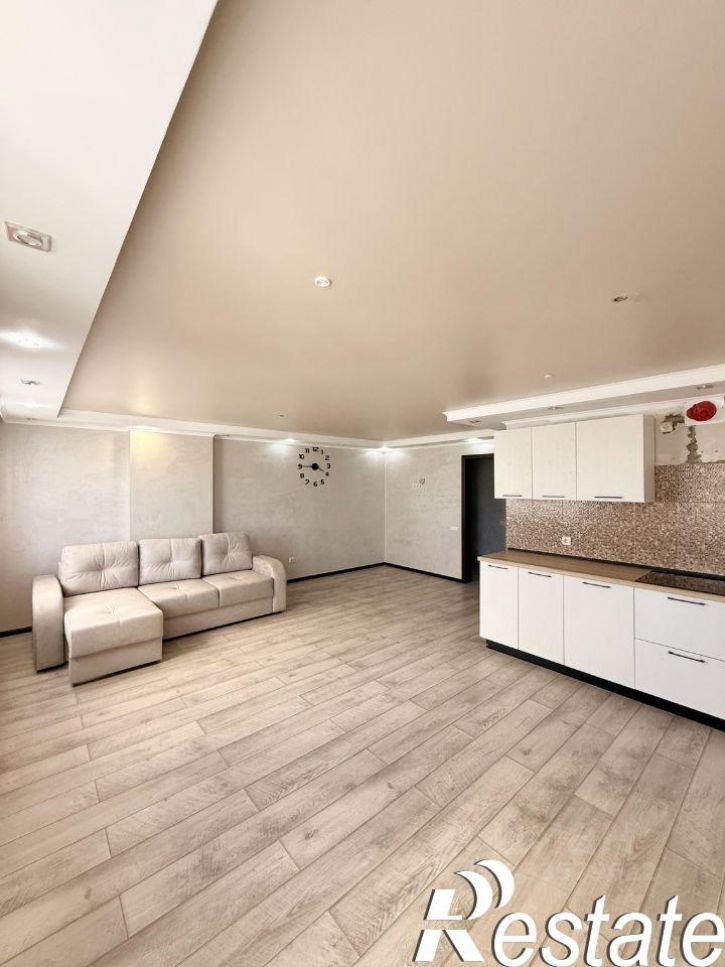 3-комн квартира улица Тархова, 29Б,  д. 29Б