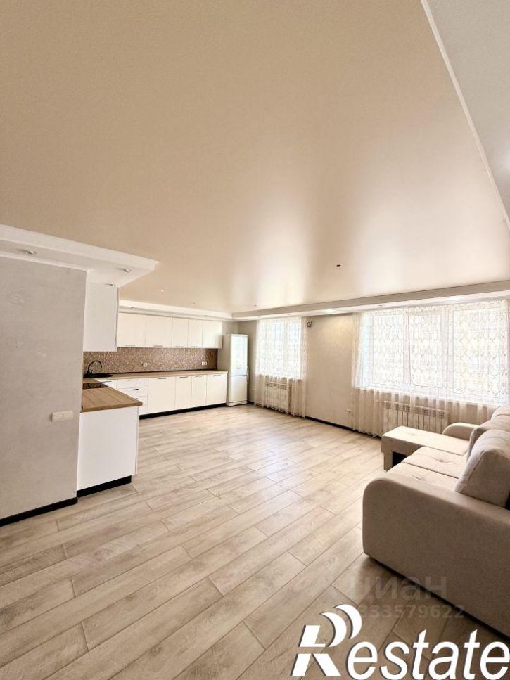 3-комн квартира улица Тархова, 29Б,  д. 29Б