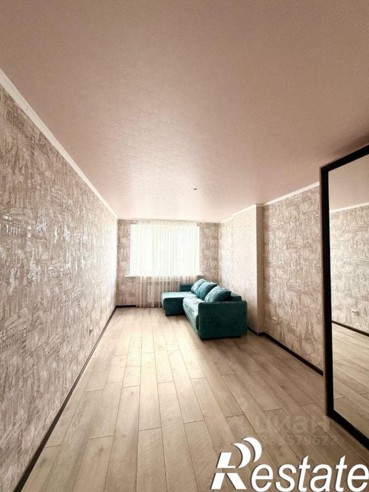 3-комн квартира улица Тархова, 29Б,  д. 29Б