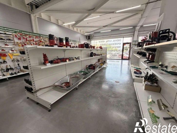 Торговое помещение улица Тархова, 46В,  д. 46В