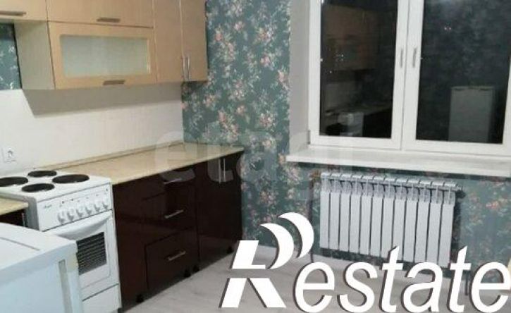 2-комн квартира улица Орджоникидзе, 13/3,  д. 13/3