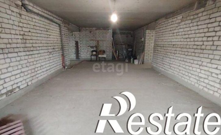 4-комн квартира проспект Столыпина, 8,  д. 8