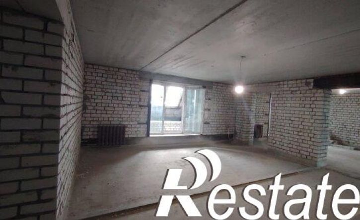 4-комн квартира проспект Столыпина, 8,  д. 8