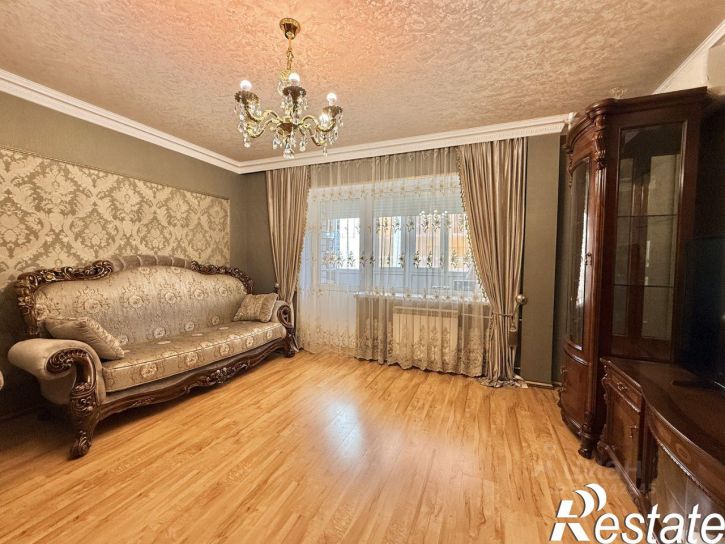 3-комн квартира улица Рахова, 108,  д. 108