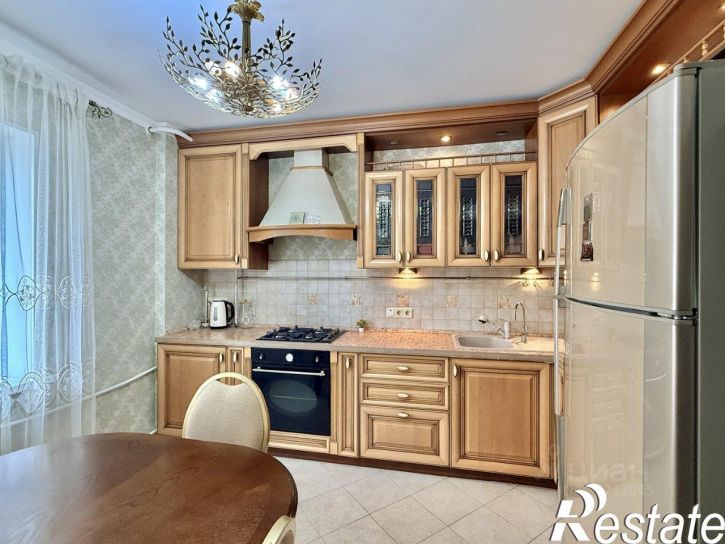 3-комн квартира улица Рахова, 108,  д. 108