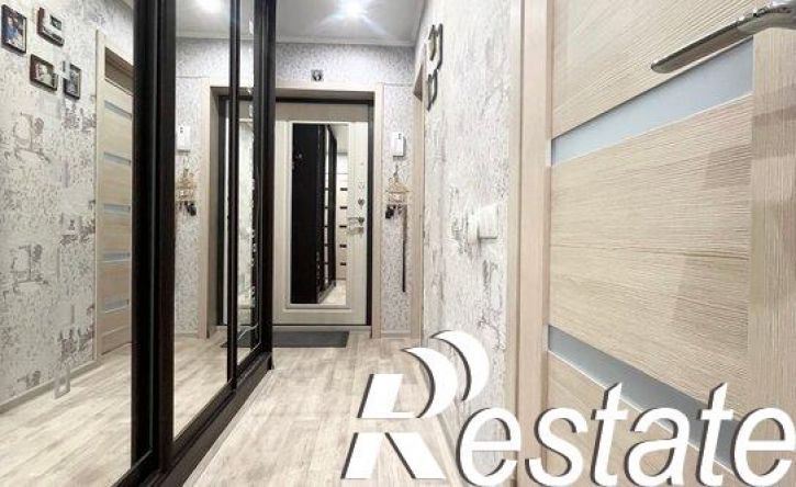 2-комн квартира улица имени Николая Чихарева, 10В,  д. 10В