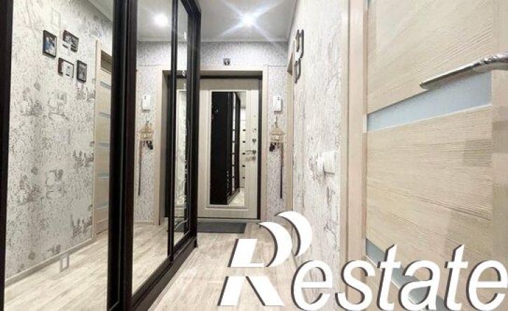 2-комн квартира улица имени Николая Чихарева, 10В,  д. 10В