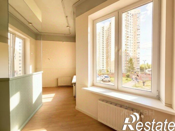 Торговое помещение Лунная улица, 30,  д. 30