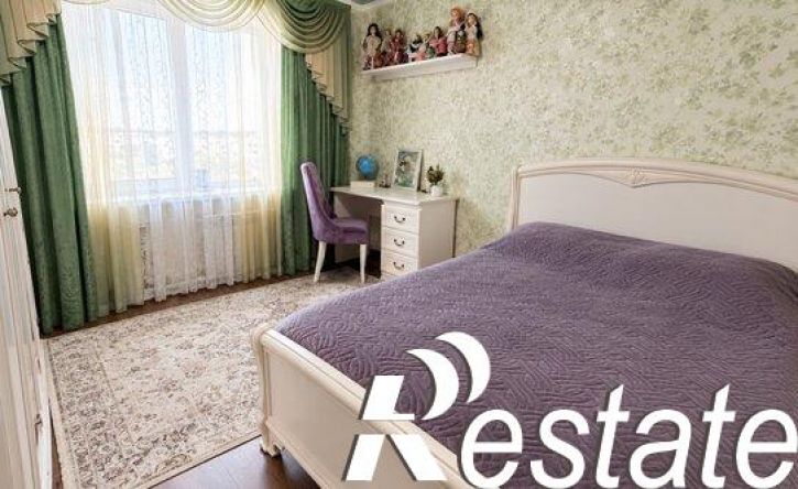 3-комн квартира улица Тархова, 40,  д. 40
