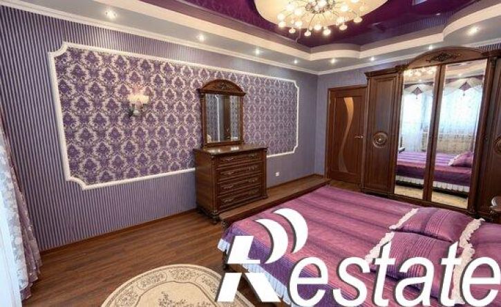 3-комн квартира улица Тархова, 40,  д. 40