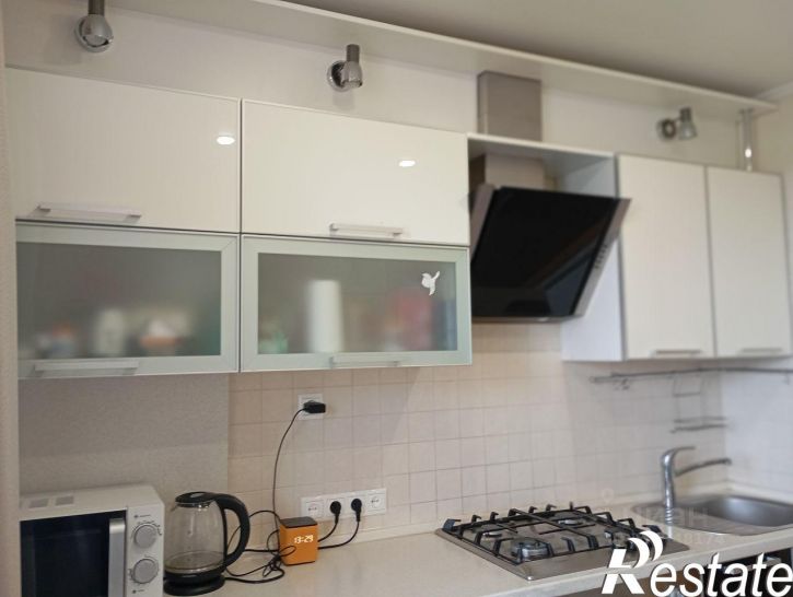 2-комн квартира улица Навашина, 38,  д. 38