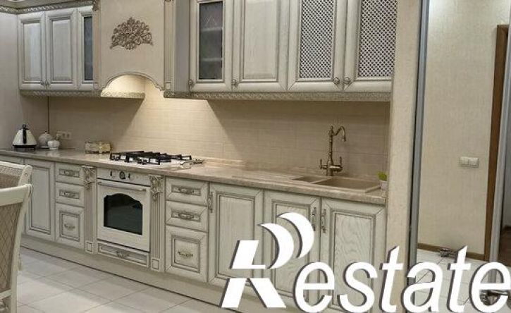 2-комн квартира улица Тархова, 40,  д. 40