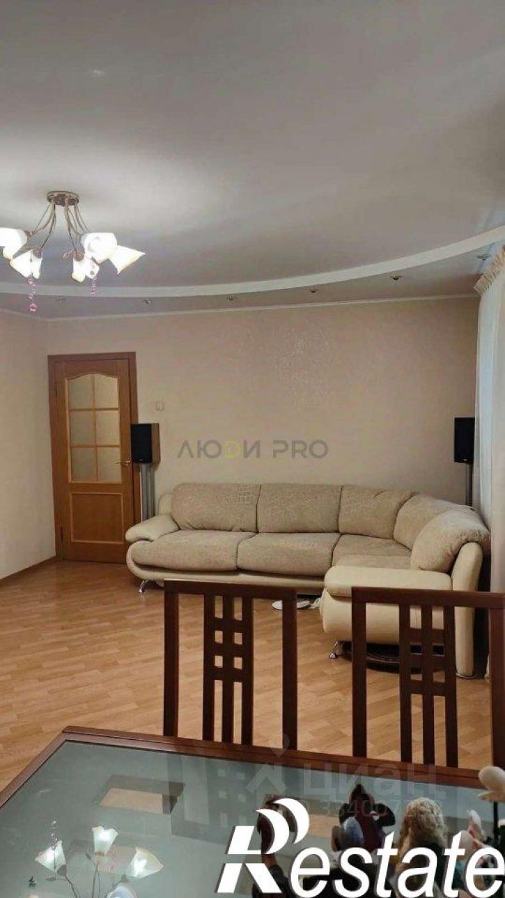 3-комн квартира Усть-Курдюмская улица, 3,  д. 3