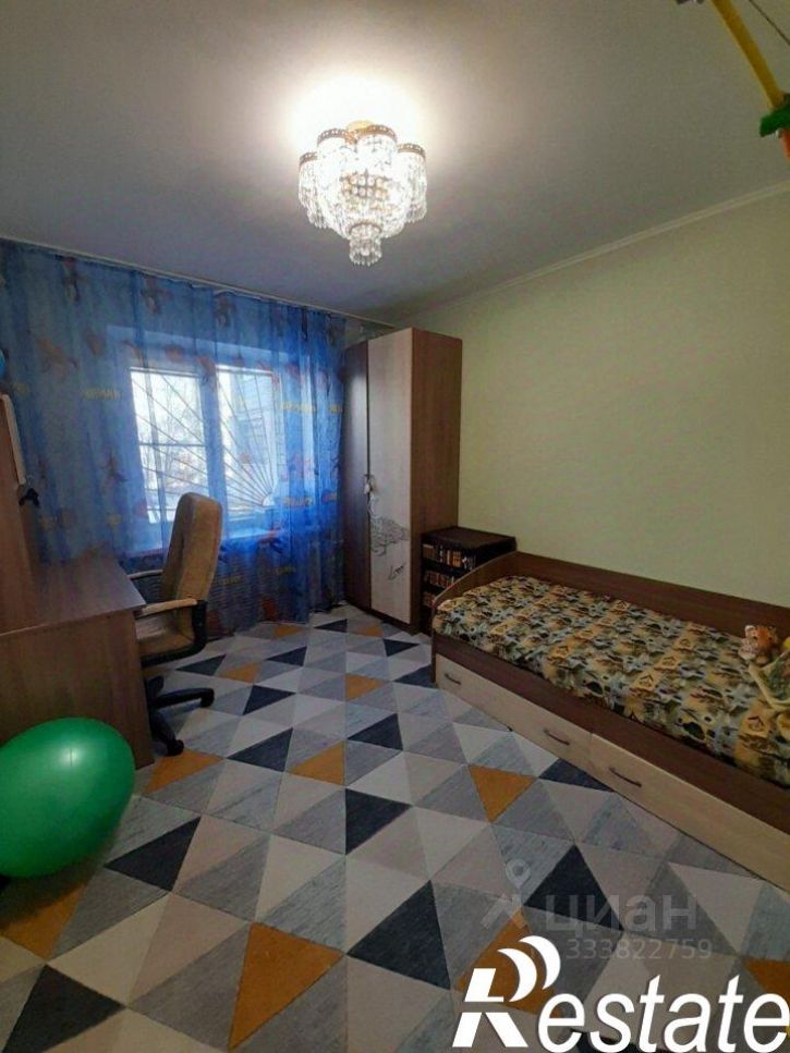 3-комн квартира Усть-Курдюмская улица, 3,  д. 3