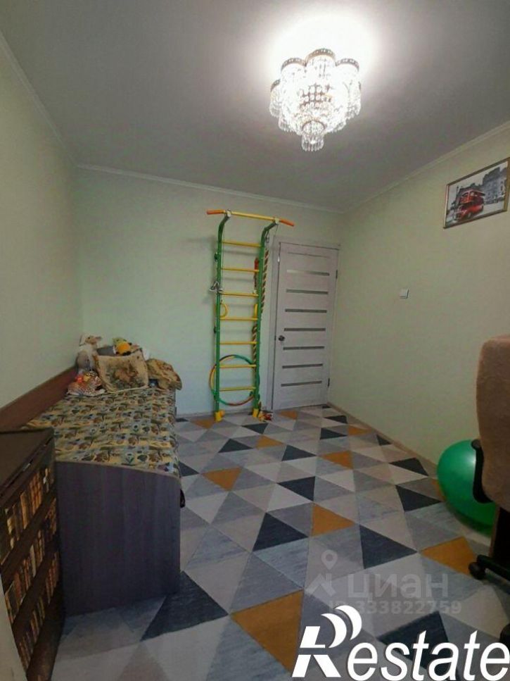 3-комн квартира Усть-Курдюмская улица, 3,  д. 3