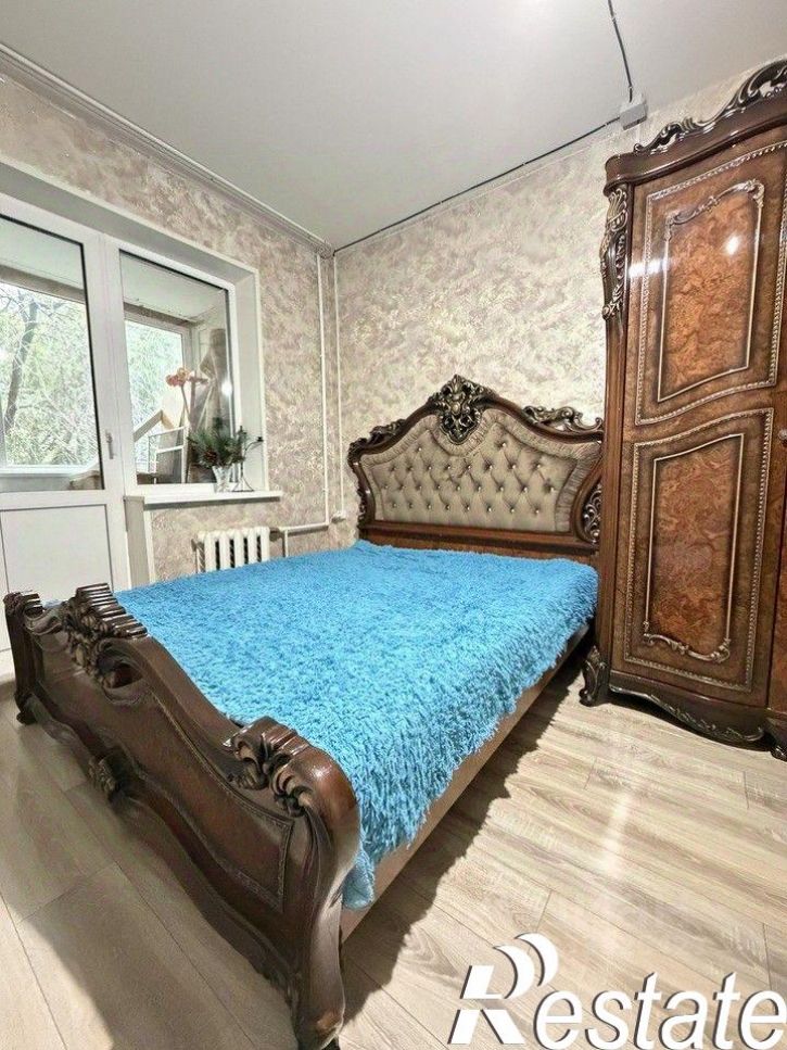 3-комн квартира улица Чехова, 1,  д. 1