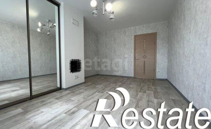 3-комн квартира улица им. 32-й Стрелковой Дивизии, 144,  д. 144