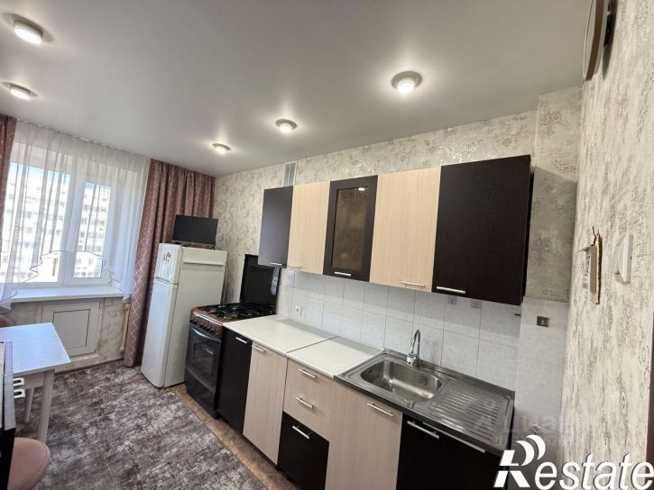 3-комн квартира Новоастраханская улица, 37/43,  д. 37/43