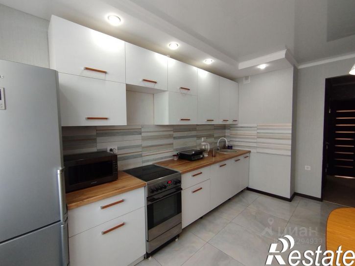 2-комн квартира проспект Героев Отечества, 4А,  д. 4А