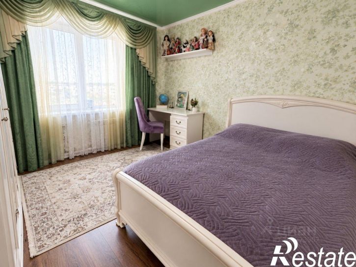 3-комн квартира улица Тархова, 40,  д. 40