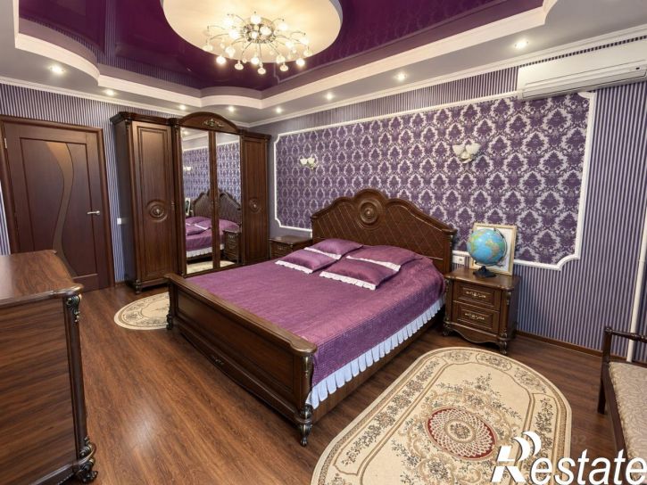 3-комн квартира улица Тархова, 40,  д. 40