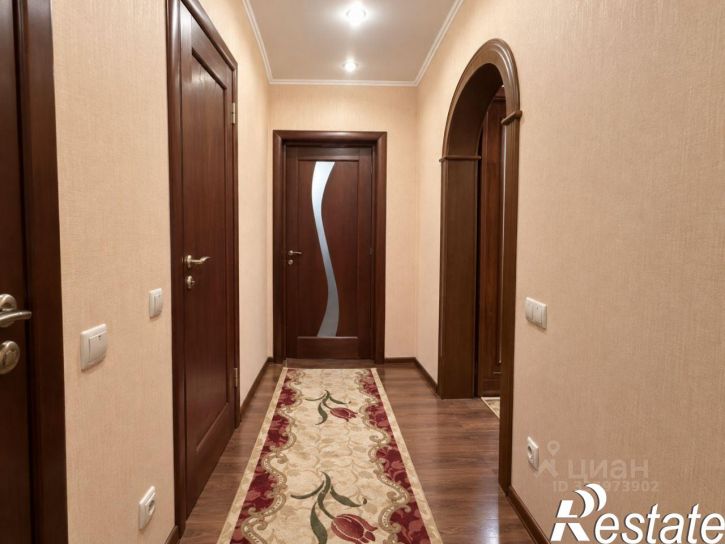 3-комн квартира улица Тархова, 40,  д. 40