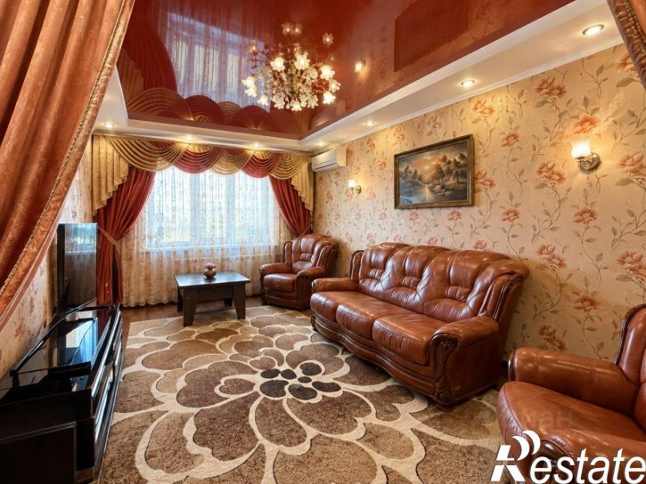 3-комн квартира улица Тархова, 40,  д. 40