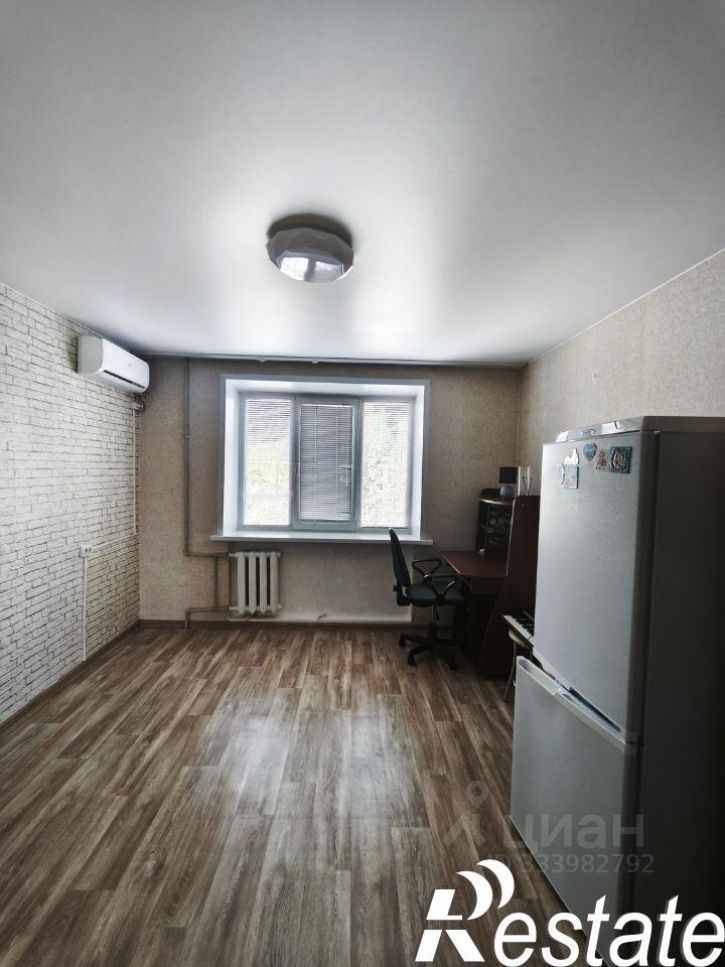 Комната проспект Строителей, 18,  д. 18