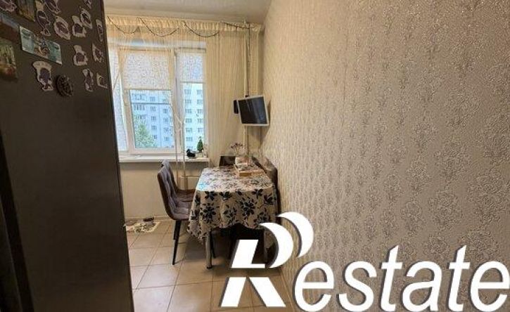 1-комн квартира улица Романтиков, 48А,  д. 48А