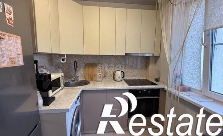 1-комн квартира улица Романтиков, 48А,  д. 48А