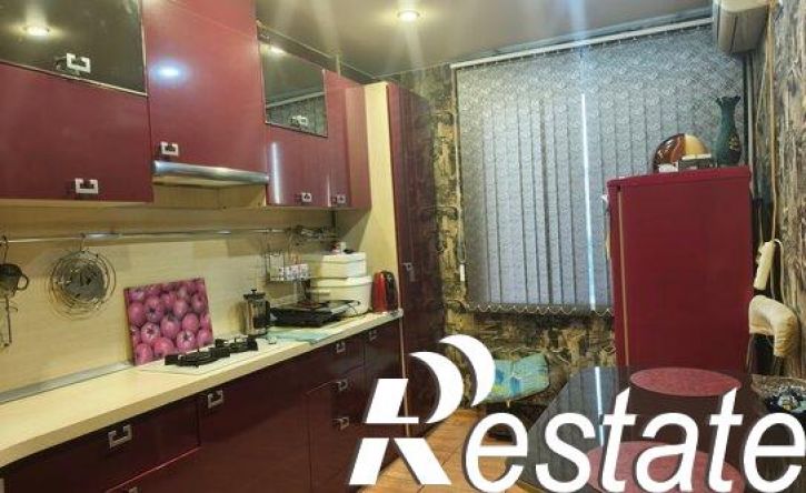 3-комн квартира Парковая улица, 42/1,  д. 42/1