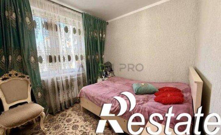 3-комн квартира улица Михаила Галкина-Враского, 9,  д. 9