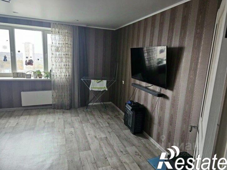 2-комн квартира улица Романтиков, 46Б,  д. 46Б