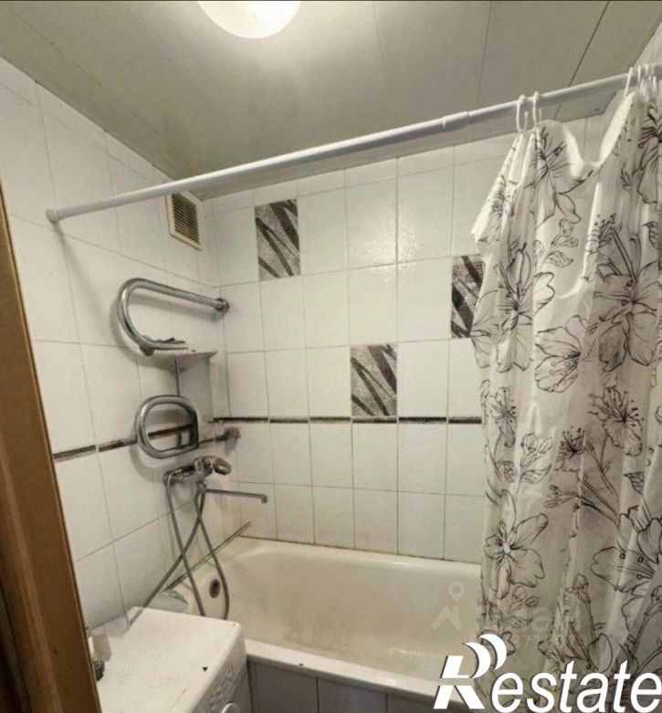 2-комн квартира улица Лебедева-Кумача, 55,  д. 55