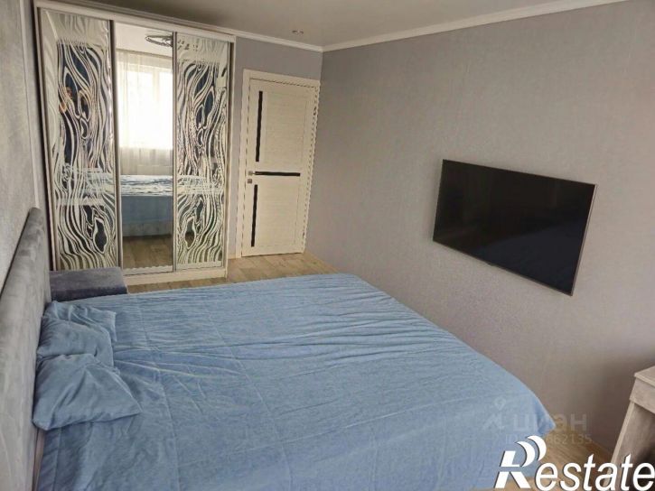 2-комн квартира улица Романтиков, 46Б,  д. 46Б