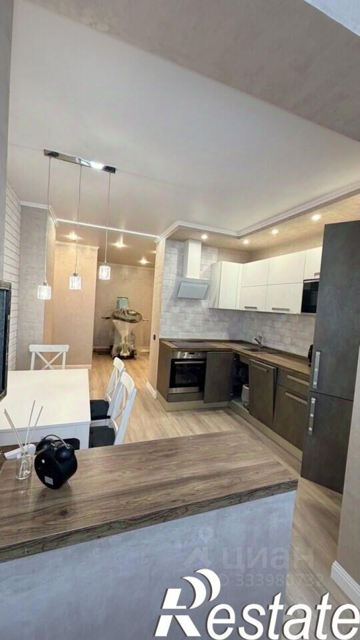 2-комн квартира улица Академика Антонова (дублёр), 24,  д. 24