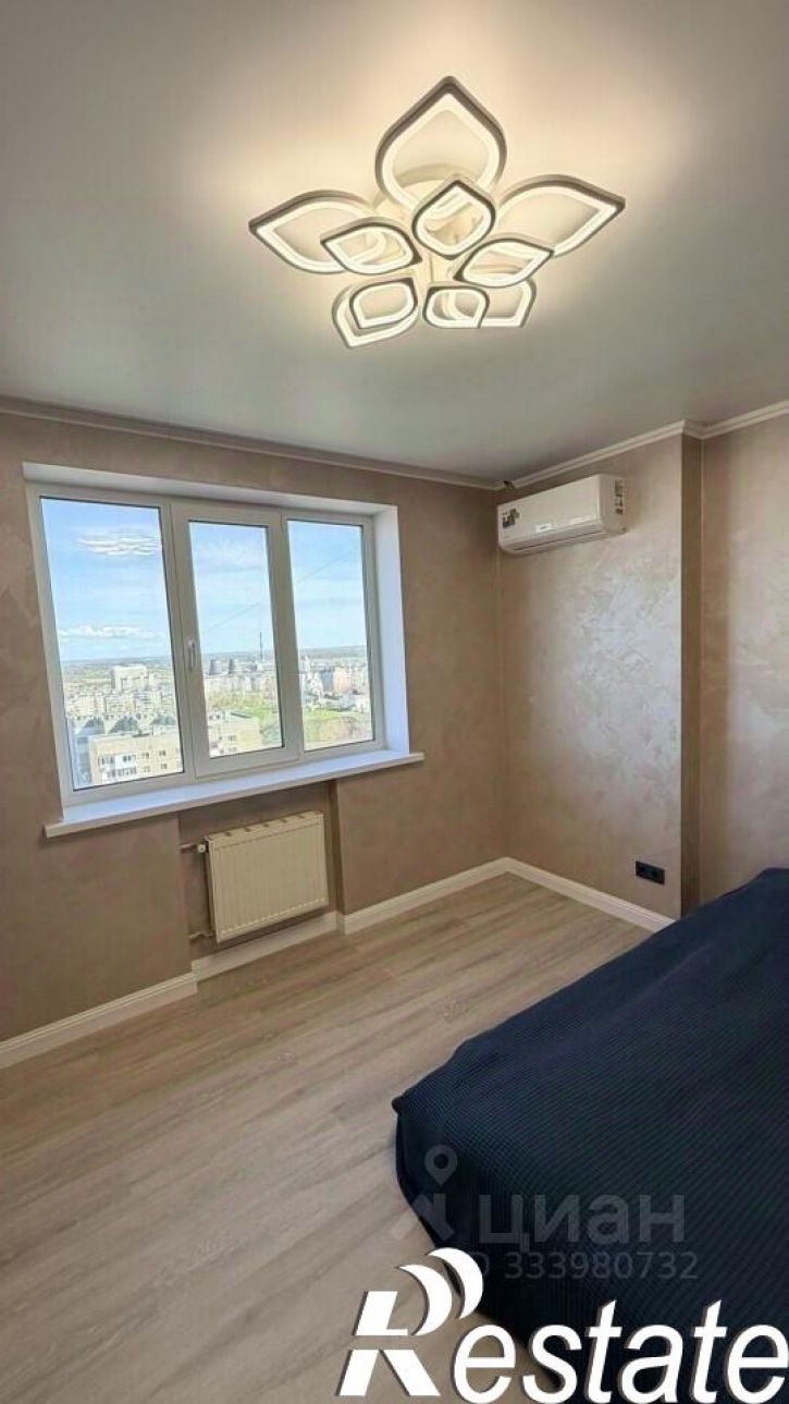2-комн квартира улица Академика Антонова (дублёр), 24,  д. 24