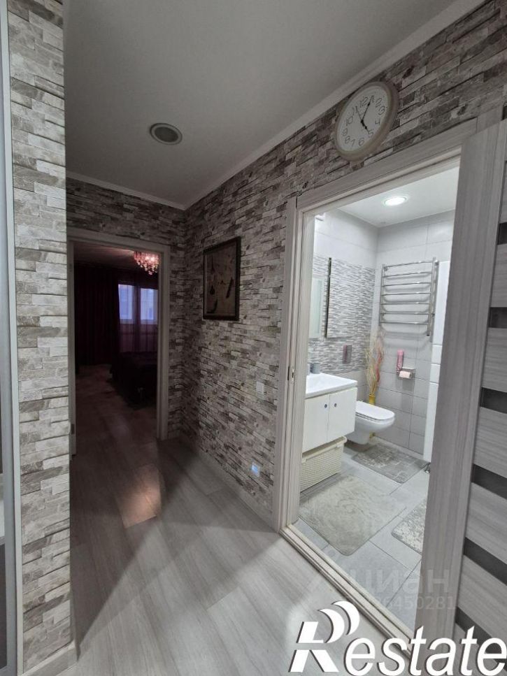 2-комн квартира улица Симбирцева, 40Б,  д. 40Б