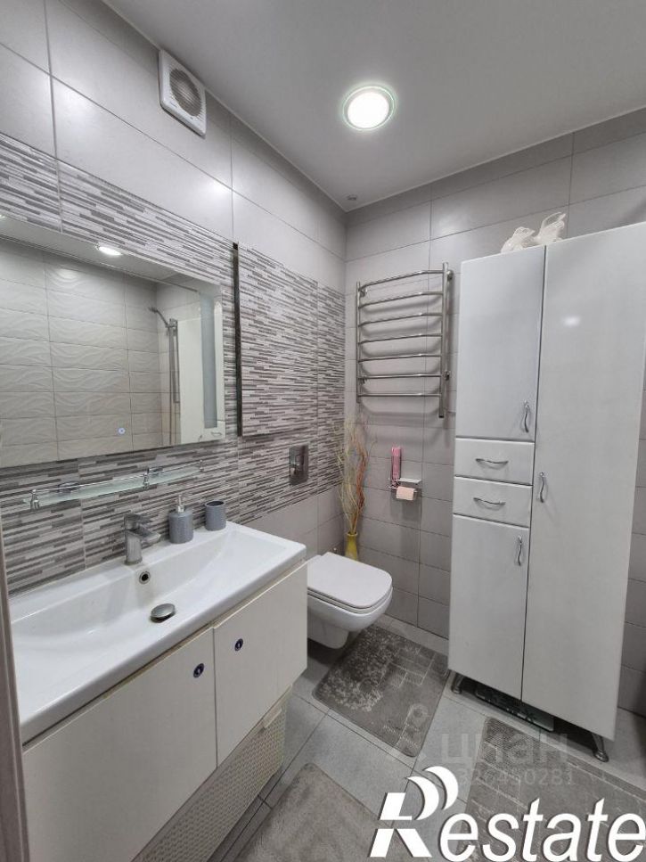 2-комн квартира улица Симбирцева, 40Б,  д. 40Б