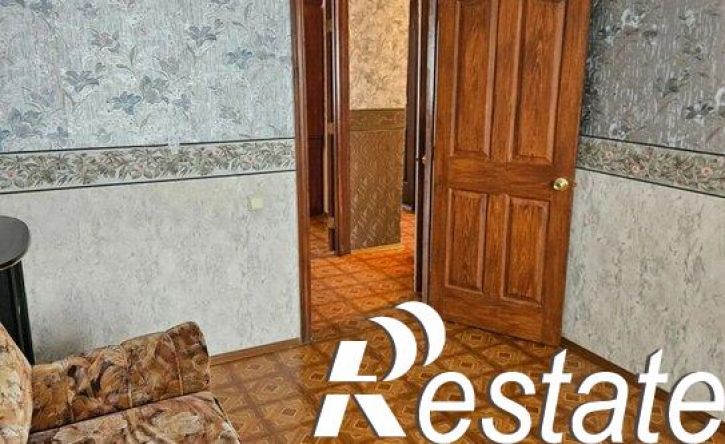 3-комн квартира улица Клочкова, 72,  д. 72