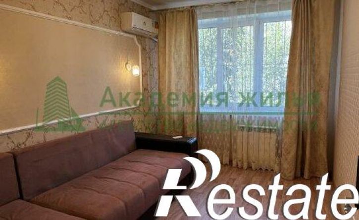 2-комн квартира Хрустальная улица, 68Б,  д. 68Б