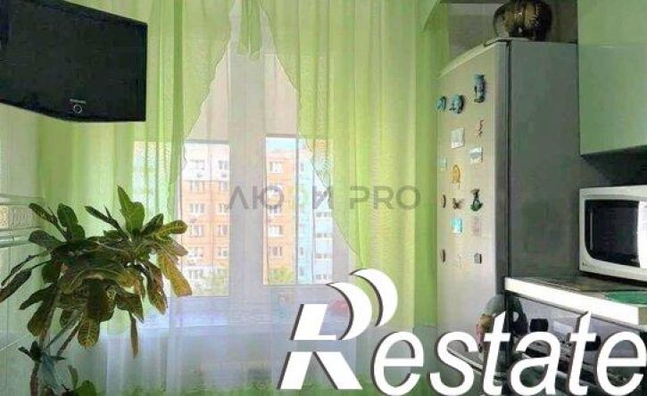 3-комн квартира улица Танкистов, 77А к2,  д. 77А к2