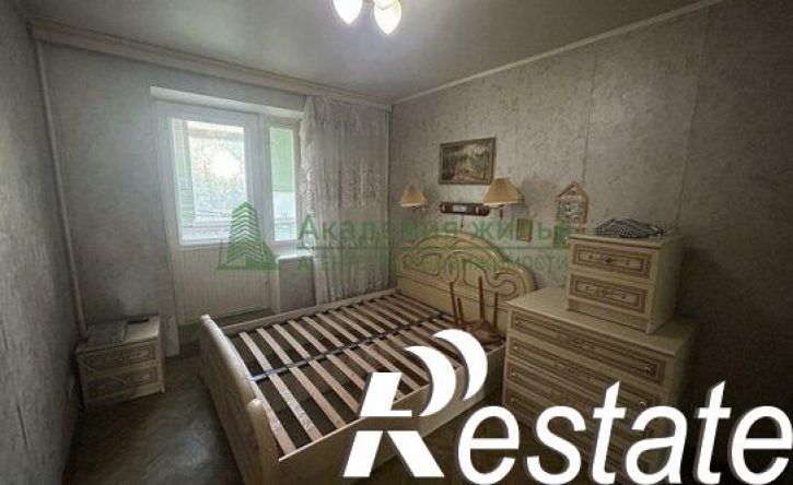 3-комн квартира Новоастраханская улица, 37/43,  д. 37/43
