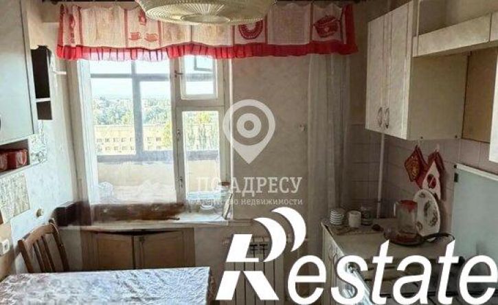 2-комн квартира улица Академика Антонова, 8,  д. 8