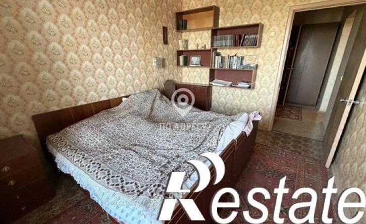 2-комн квартира улица Академика Антонова, 8,  д. 8